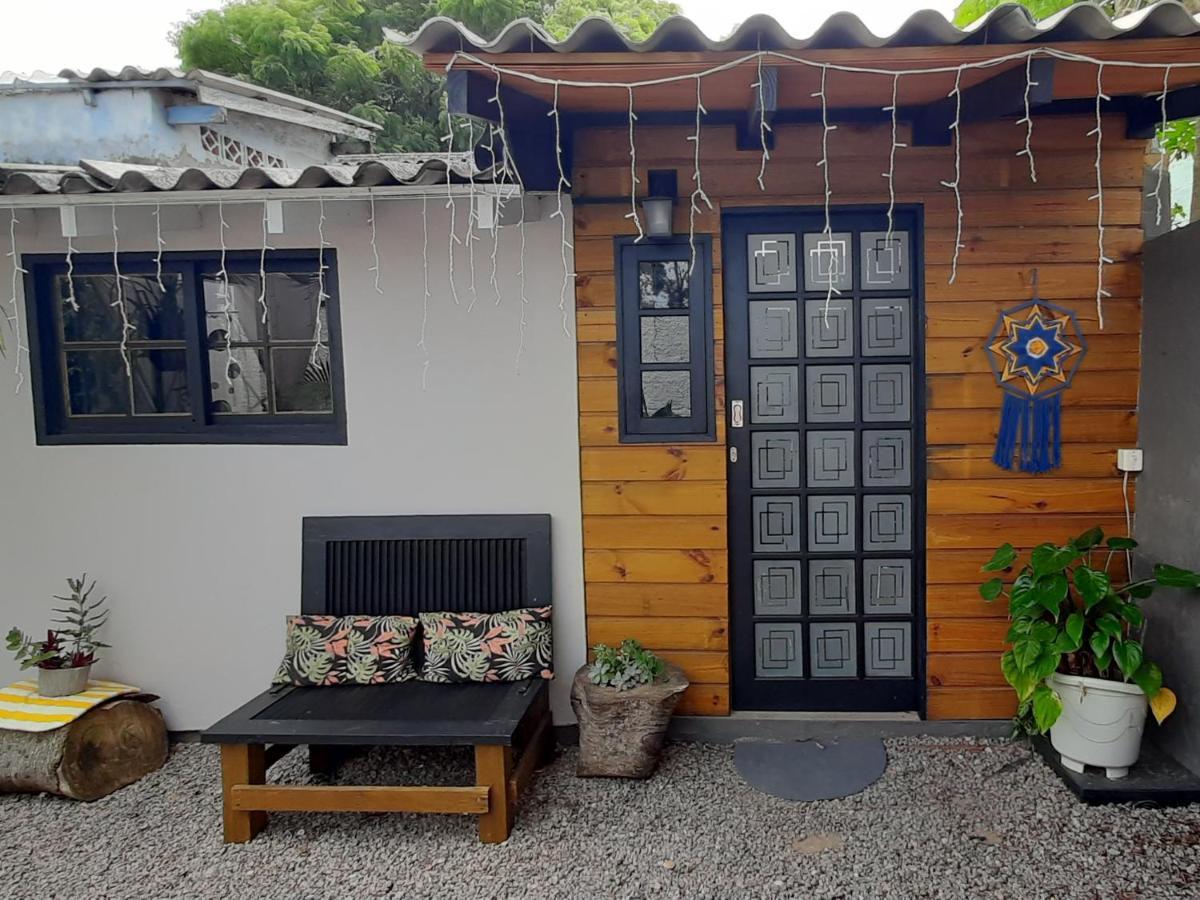 Villacasamarela Mini Casinhas De Hospedes Rio Vermelho Florianópolis Exteriör bild
