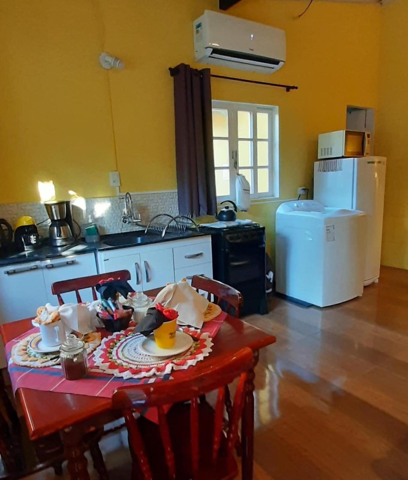 Villacasamarela Mini Casinhas De Hospedes Rio Vermelho Florianópolis Exteriör bild